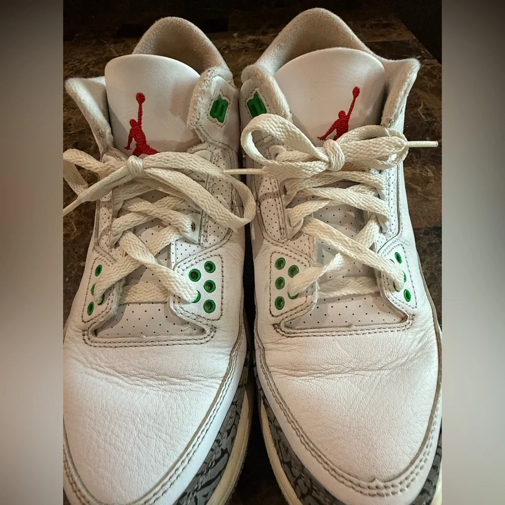 Nike. Wmns Air Jordan 3 Retro 'Lucky Green'. Size 7.